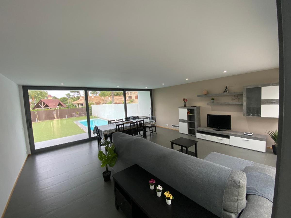Modern Villa With Private Pool/ 400M To The Beach Grao de Castellon Exterior photo